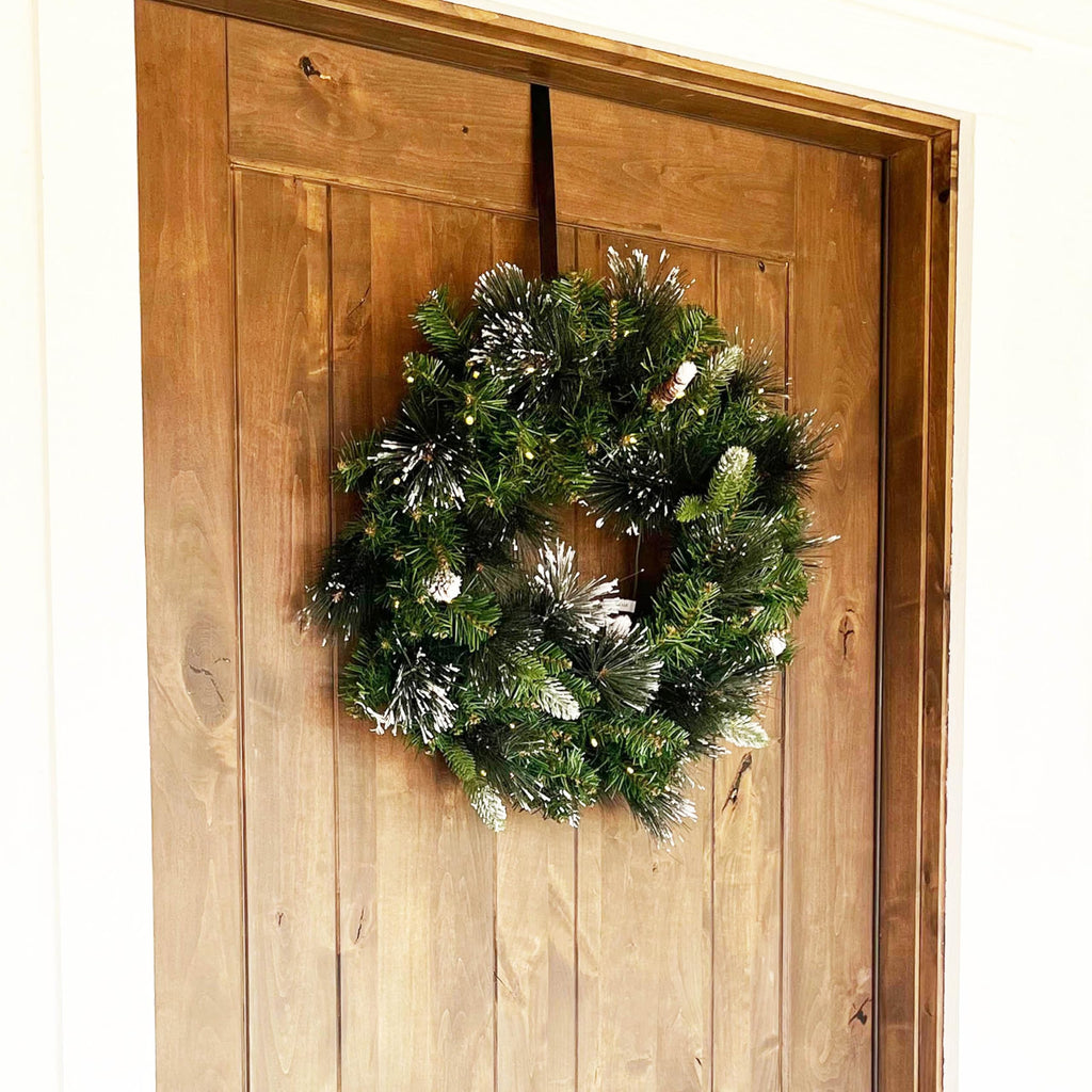 Papyrus 24" Pre-Lit Carolina Pine Artificial Wreath